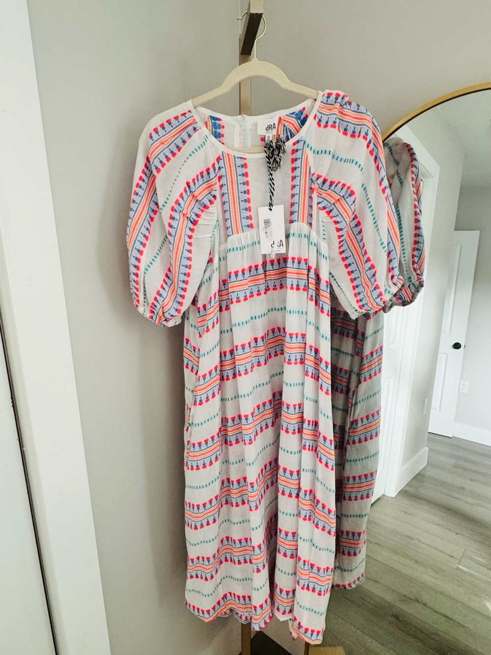 NWT dRA Embroidered Puff Sleeve Babydoll Midi Dress | White Multicolor |